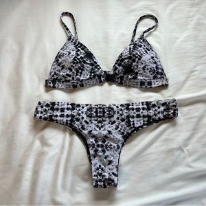hollister tie dye bikini set